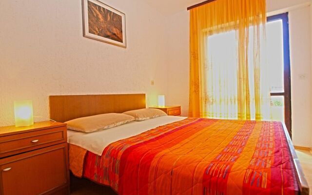 Apartments Antica 1371