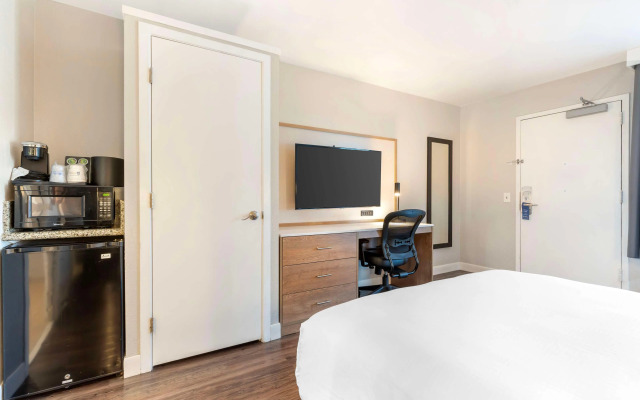 Best Western Plus Rancho Cordova Inn