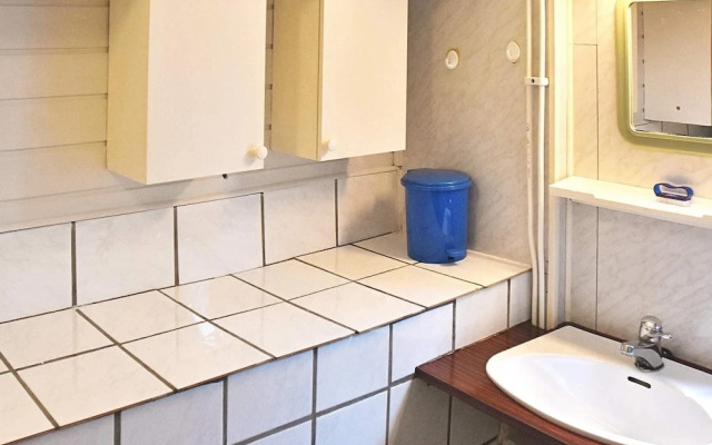 6 Person Holiday Home in Rubbestadneset