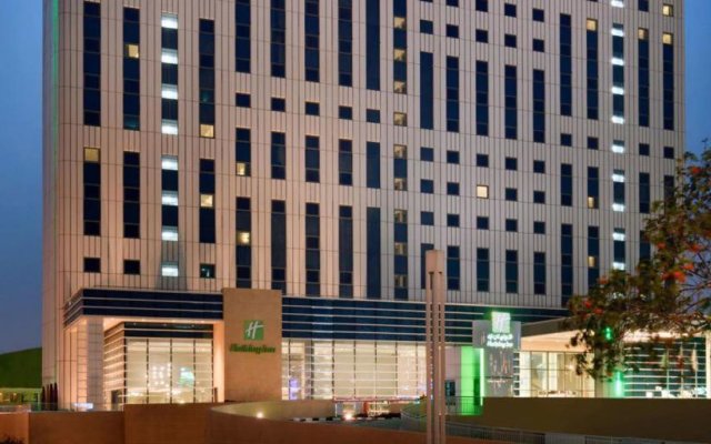 Holiday Inn & Suites Dubai Festival City, an IHG Hotel