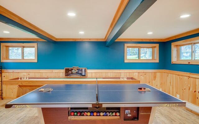 Hunter Mountain Home w/ Game Room: 1 Mi to Skiing!