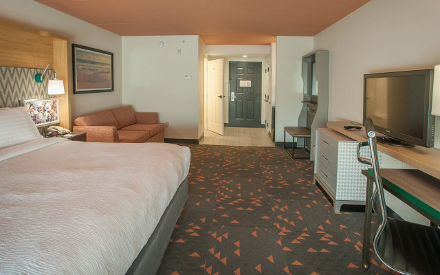 Holiday Inn Pensacola - University Area by IHG