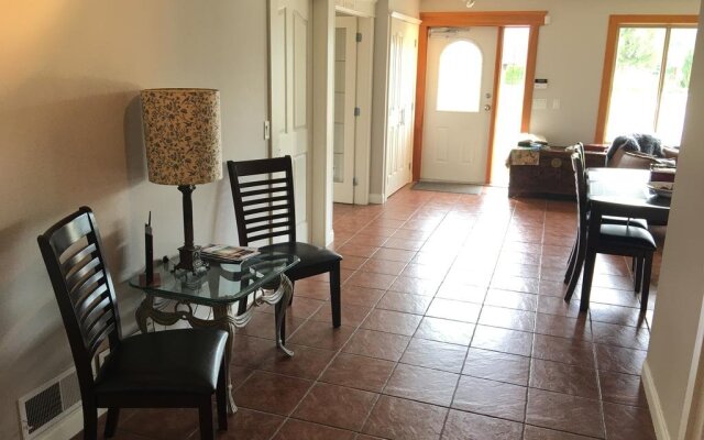 All Seasons Bed & Breakfast