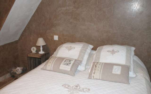 Le Perce Neige Les bruyères de Gaschon