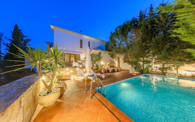 Ark Luxury Villa