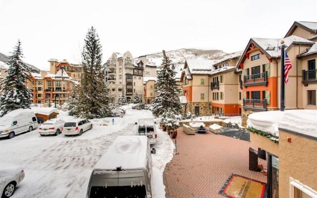 Ski In, Ski Out Studio Condo in the Heart of Lionshead Village with Hot Tubs and Pool