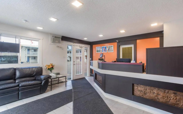 Motel Bo (Camrose)