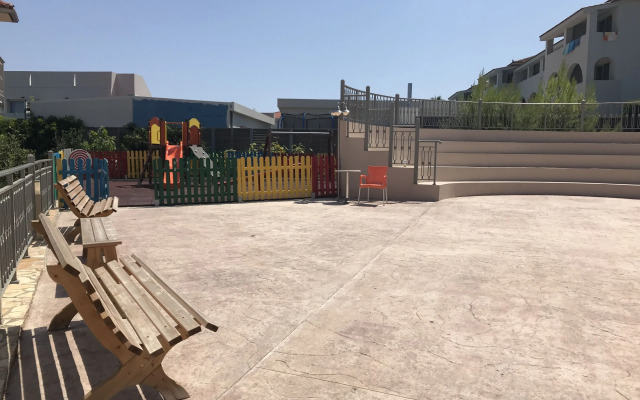 Karras Grande Resort