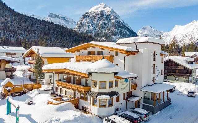 Hotel-Pension Enzian