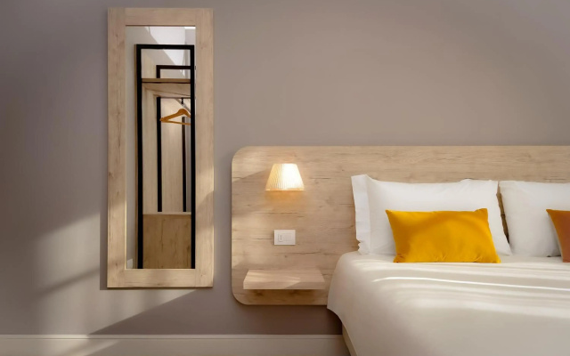 Bergamo Inn 43