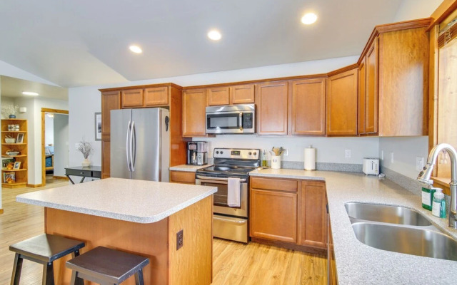 Cozy Belgrade Home Near Skiing, Hiking & Airport!