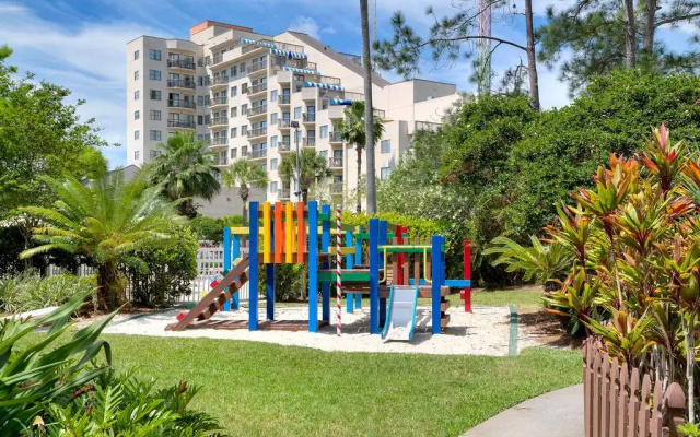 Enclave Hotel & Suites Orlando, a staySky Hotel & Resort