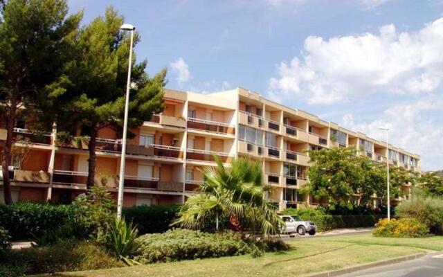 Appartement Bormes-les-Mimosas, 1 pièce, 4 personnes - FR-1-251-320