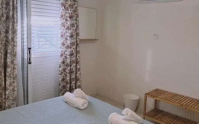 99 LIM - Stay Almeria Apartment