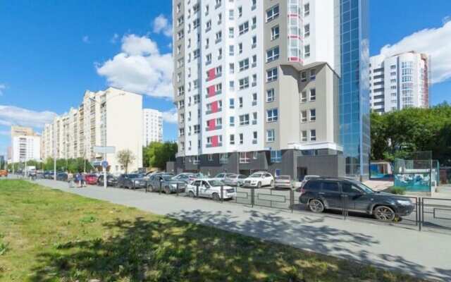 Апартаменты «Этажи на перекрестке улиц Юмашева и Папанина»