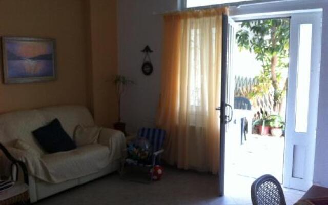 Family Apartment Ammoudi