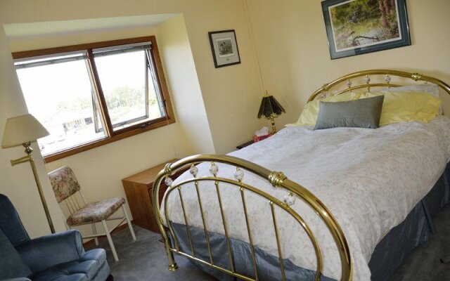 Gemstone Guest House and B&B