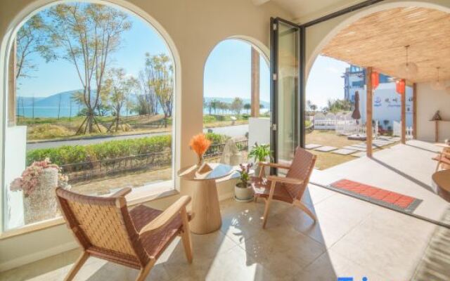 Wind and rain said sea view beauty villa