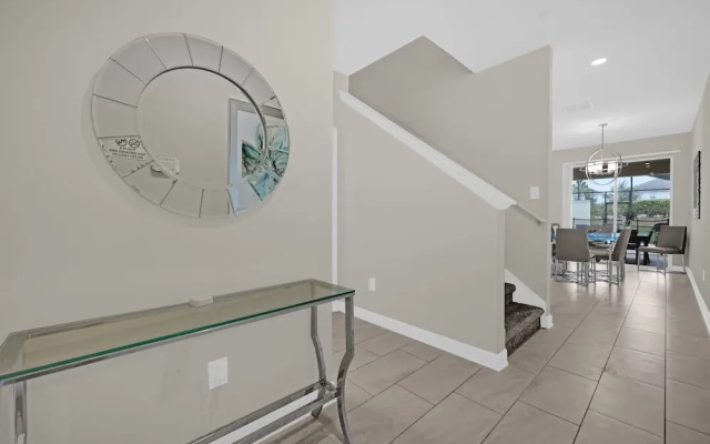 Luxury Davenport Home Perfect Family