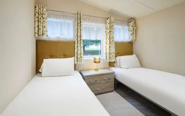 Host Stay Audley Lodge