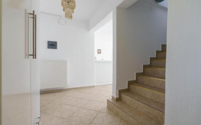 Villa Lion