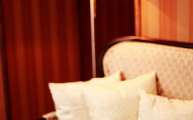 Royal Vera Boutique Hotel