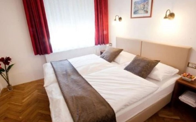 Modern Holiday Home Zadar With Veranda