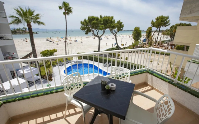 Sand Beach Apartments