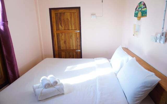 LoveWuaLaen Resort