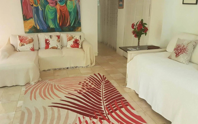 Barbados Chi Guest House