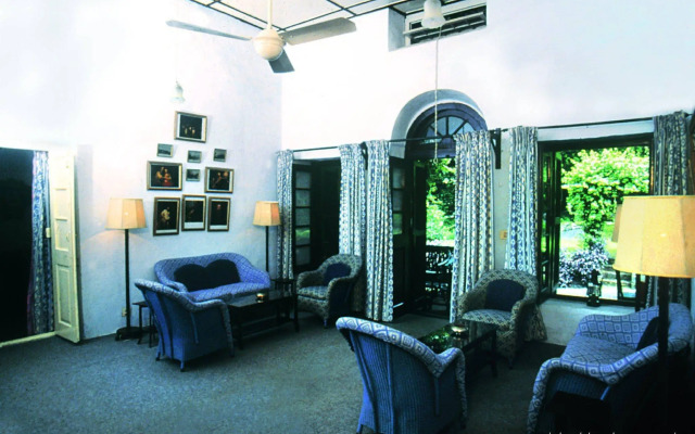 WelcomHeritage Connaught House