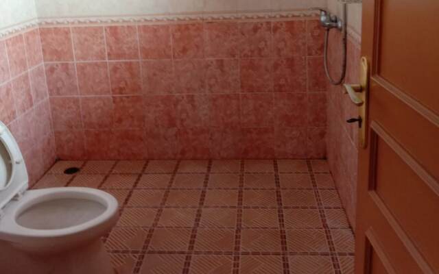 Villa Kota Bunga Azalea