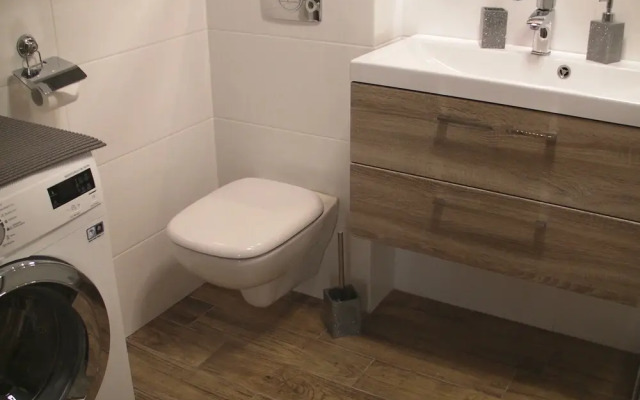 Apartament Lirowa