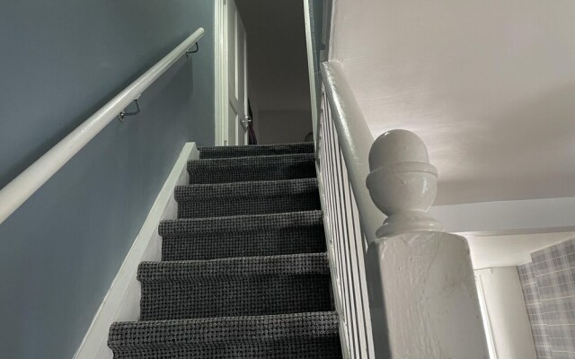 Charming 2-bed House in Wavertree Liverpool