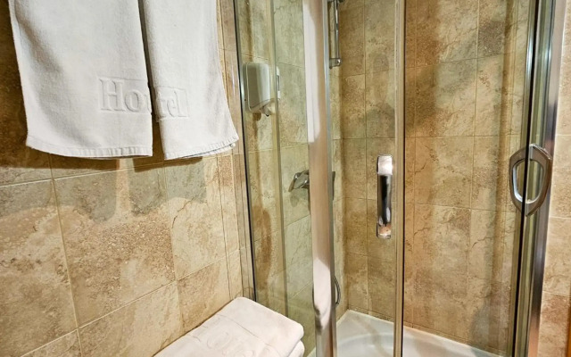 Hotel BaMBiS