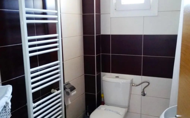 Iris Deluxe Suites 1