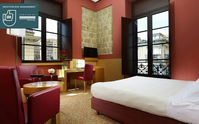 UNA HOTELS Napoli