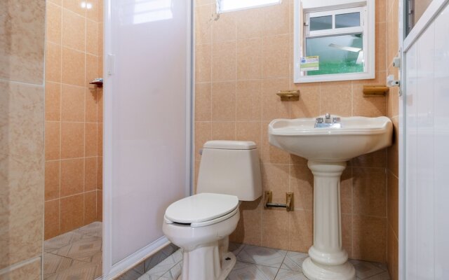 OYO Hotel Maria Ines