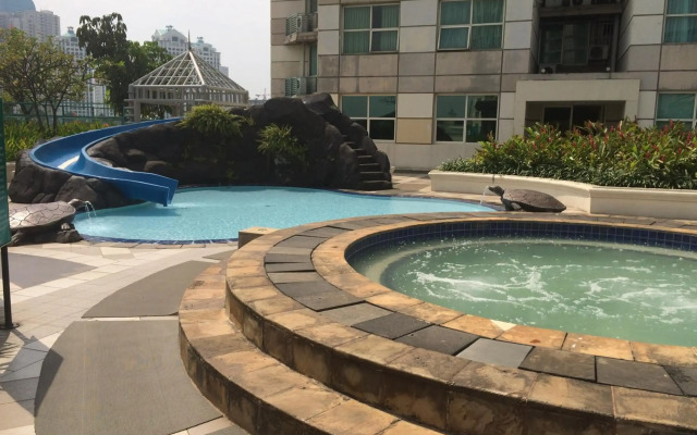 Batavia Hotel and Serviced Apartments