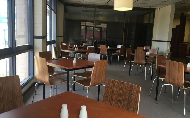 Opal Inn Hotel Motel