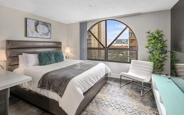 Gaslamp Quarter Apartments by Barsala