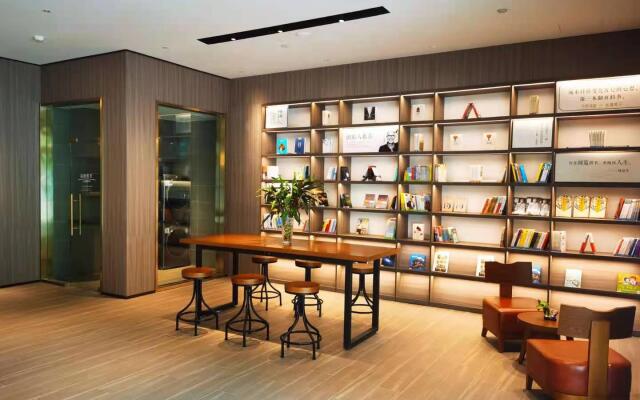 Hanting Hotel Dezhou Development Zone High-speed Railway Station