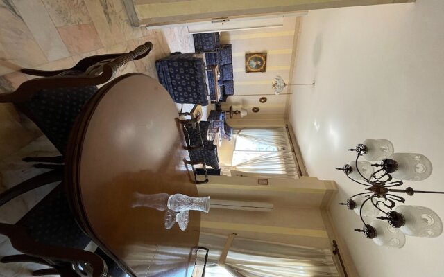 New Jdeideh, Including Generator, Furnished Apartment, Parking, Great Location