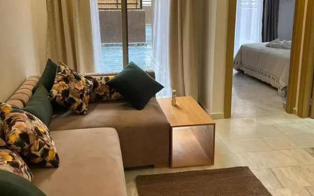 1bed Apartment - Sleeps 4 - Balcony, Wifi, Parking