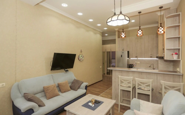 Apartment near Art Cafe Home