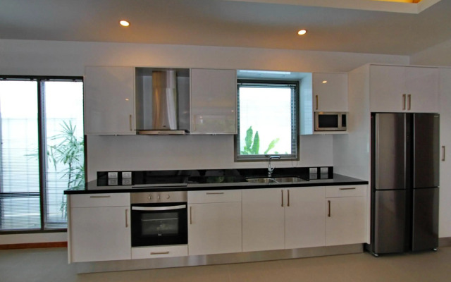 Ya Nui Beach Villas