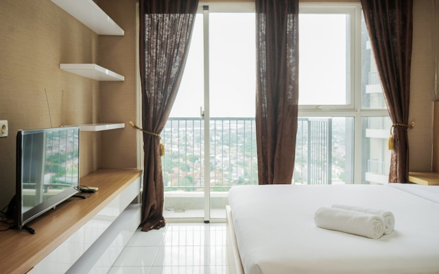 Elegant And Tidy Studio Casa De Parco Apartment