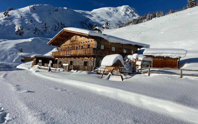 unique Hirschbichl Alm in the middle of the Zillertal mountains