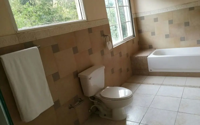 Chancery Hall 3 Bedroom Apartment