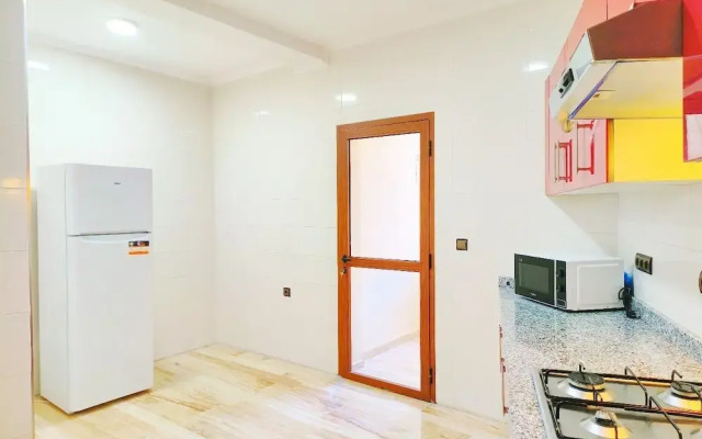 Les Belles Residences E